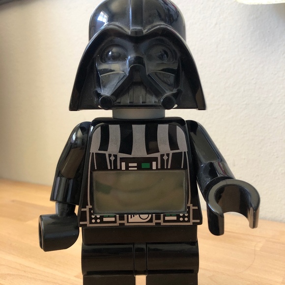 LEGO Star Wars Darth Vader Alarm Clock - Picture 3 of 6